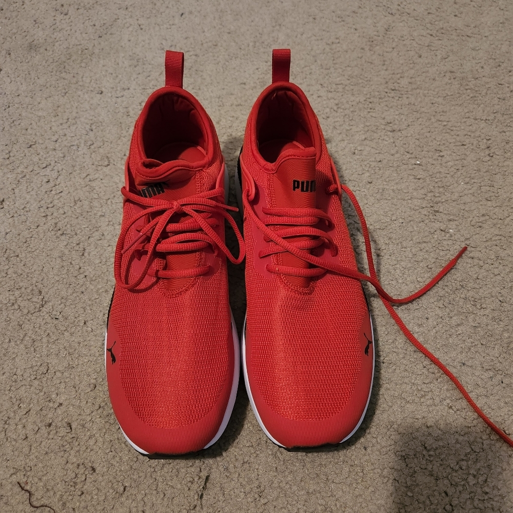 COPY - Mens red Puma sneakers size 11